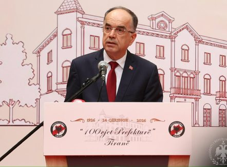 25 ditë protestë, Begaj thyen heshtjen: E drejtë kushtetuese, nxis dialogun për interesin kombëtar