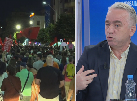“Qytetarët duhet të dalin një orë e më parë në protestë”, Krasniqi: Ky vend ose ndryshon tani, ose kurrë