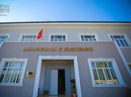 60 kursantë të helmuar, reagon “SORI-AL”: Në Akademi futen edhe ushqime nga jashtë. Mungojnë kushtet higjeno-sanitare