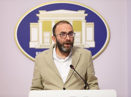 Bardhi: Vetëm Kuvendi i Shqipërisë nuk debaton për protestën. Veteranët e UÇK të mos keqpërdoren nga Balla