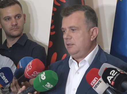 Refuzohen mocionet me debat, PS-PD përplasen për protestat dhe përfshirjen e ish-luftëtarëve të UÇK