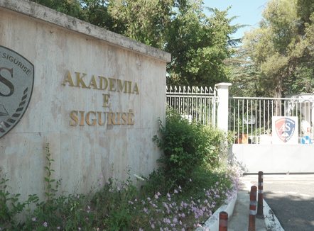 Helmimi vazhdon, përgjegjës nuk ka! 60 studentë të Akademisë së Sigurisë marrin ndihmë mjekësore