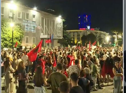 “Problem i madh”, Çipa debat me Denajn: Po lind një opozitë e re dhe ju nuk e vlerësoni