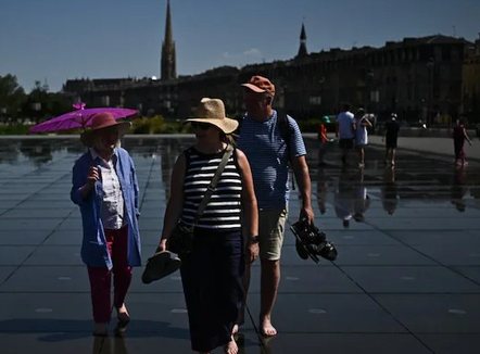 I nxehti vdekjeprurës godet Spanjën, 327 persona humbin jetën në pak ditë