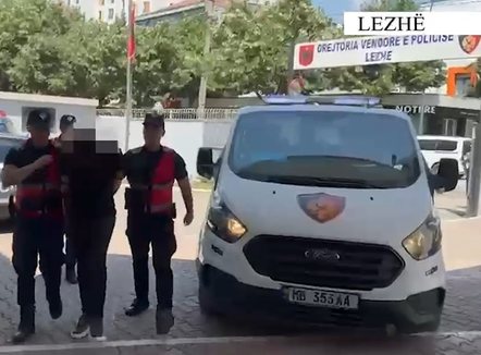 Tentoi të vriste vjehrrën, arrestohet 28-vjeçari në Lezhë