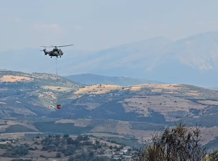 Flakët rrethojnë Parkun Arkeologjik të Bylisit, vijon operacioni për shuarjen e zjarrit 