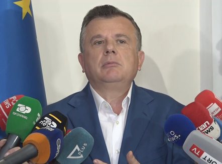 Vjeshta, kohë shtesë për territorialen. Balla: Protesta, një tullumbace që po shfryhet