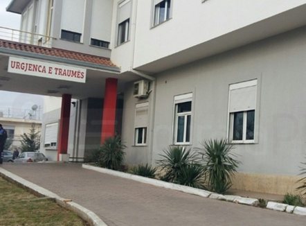 Spitali i Traumës jep informacion zyrtar: 12 të lënduar nga aksidenti Tiranë-Durrës, 7 në gjendje të rëndë