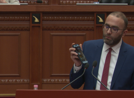 Bien interpelanca dhe dy mocione, PD kërkon debat për protestën, PS flet për kauzë të humbur