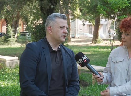 Eksperti tregon pagesat e duhura: Një çifti i duhen 170 mijë lekë në muaj
