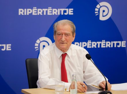 PD ndryshon drejtimin e Këshillit Kombëtar, Berisha propozon dy kandidate gra për postin e kryetares