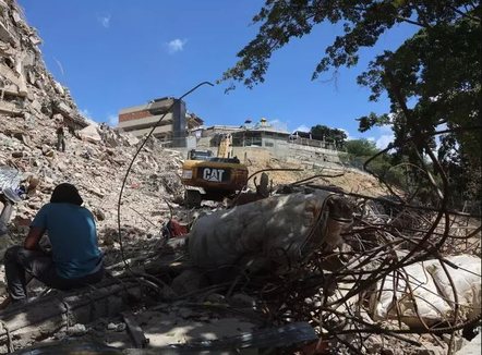 Arrin në 2,595 numri i viktimave nga tërmeti në Venezuelë