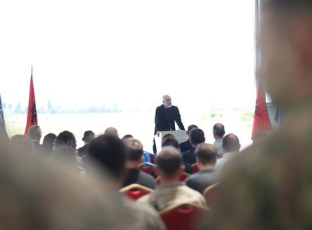 Hapet Shkolla Kombëtare e Fluturimit, Rama: Do të trajnojë edhe pilotë të NATO-s, FA më e mirëpaguara në rajon