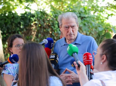 Dosja “Aruba”, Berisha nga SPAK: Pse nuk tregojnë cilët qeveritarë shkuan te trafikantët e drogës?