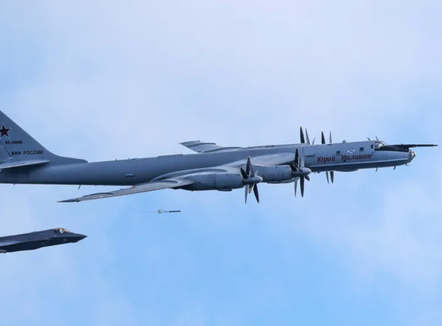 Avionët luftarakë britanikë interceptojnë një aeroplan rus mbi Detin Norvegjez