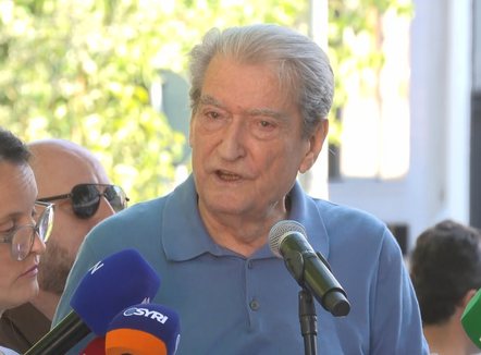 “Rama kontrollon çdo qelizë të SPAK” Berisha: Nuk kemi kapur protestën, asnjë ndërhyrje në punët e saj