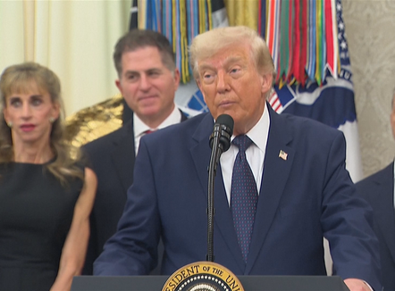  Ukraina lëshon dronët mbi Moskë, Trump: E frikshme! Ata janë makineri vdekjeprurëse