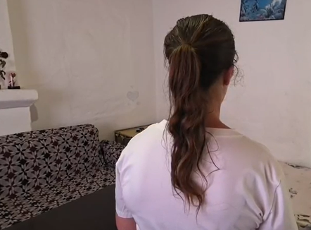 Flasin prindërit e 15-vjeçares që dhunoi 17-vjeçaren në Fier: Kërkojmë falje, vajza jonë ka nevojë për trajtim