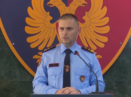 VLEN akuzoi se përfaqësuesit e saj nuk u lejuan të futeshin në Shqipëri, Hita sqaron çfarë ndodhi në kufi