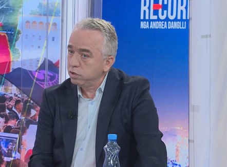 Komentet negative nën hetim, Krasniqi: Ndërkombëtarët nuk e kuptojnë dot deklaratën e policisë