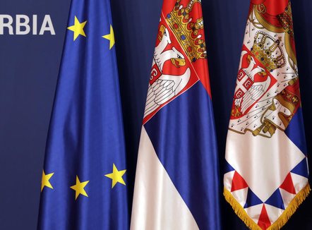  “Zgjedhje të lira për zgjidhjen e krizës politike”, PE-Serbisë: Normalizoni marrëdhëniet me Kosovën 