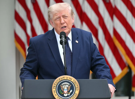Trump propozon tarifë 20% për anijet në Ngushticën e Hormuzit: SHBA do të paguhet për mbrojtjen