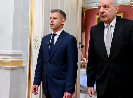 Parlamenti hungarez voton amendamentin që çon në shkarkimin e presidentit Tamás Sulyok