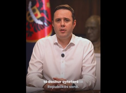 Revolta e Abdixhikut: Ndërpres angazhimin për formimin e institucioneve