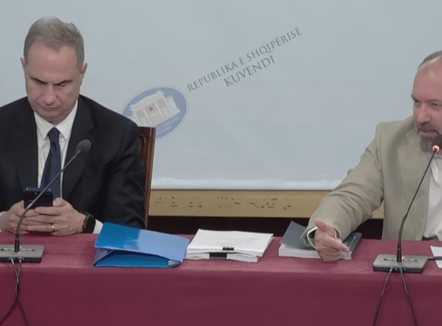 Skadon afati i Komisionit, nuk ka dakordësi për ndryshimin e numrit të bashkive