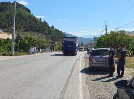 Aksident i rëndë në aksin Elbasan-Librazhd, humb jetën 19-vjeçari