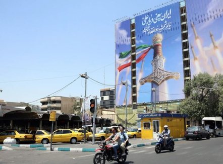 Pas sulmeve ndaj infrastrukturës energjetike, Irani u bën thirrje qytetarëve të ulin konsumin e energjisë