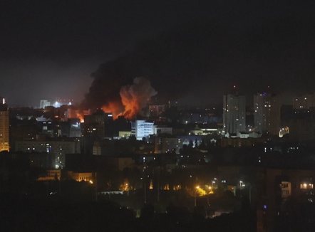 Një i vdekur nga sulmet ruse, raketat hipersonike godasin Kievin