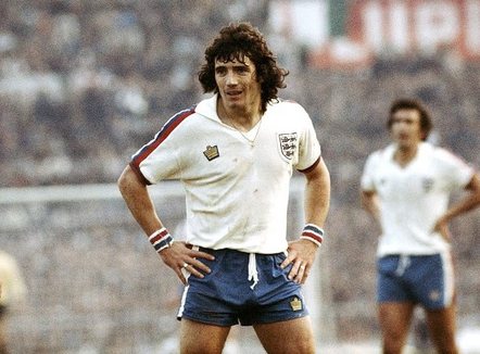 Ndahet nga jeta legjenda e futbollit anglez, Kevin Keegan