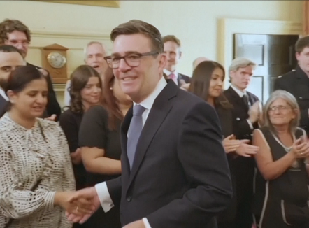  Njoftimi i parë madhor i kryeministrit të ri, Burnham heq TVSH nga fatura e energjisë për britanikët