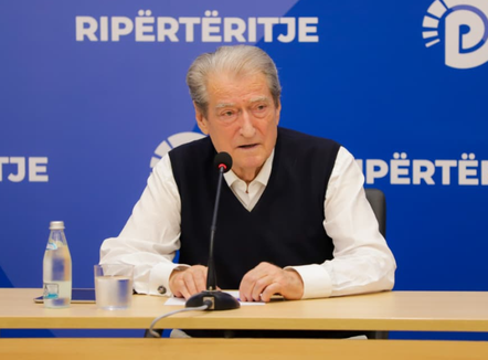“Protesta, më e fuqishmja që nga vitet ’90”, Berisha: Rama po përdor policinë, SHISH-in dhe administratën kundër saj