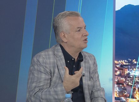 “PS nuk ka as fuqi, as vizion”, Nazarko: Ja pse Shqipërisë i duhet një qasje autoritare për të çuar përpara reformat