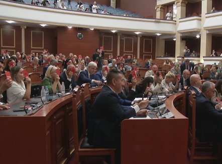 Reforma territoriale, rrëzohet kërkesa e PD për zgjatjen e mandatit të komisionit parlamentar