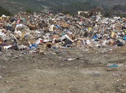  Landfilli i Këlcyrës, prej 26 vitesh mbetjet pranë lumit Vjosa, kërkohet ndërhyrje