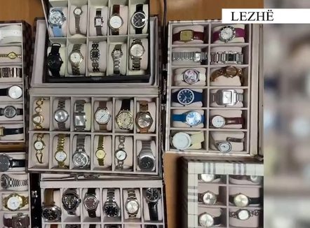 Shiste bizhuteri floriri dhe ora luksoze të vjedhura, arrestohet 39-vjeçari në Lezhë, sekuestrohet mall me vlerë 300 mijë euro