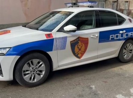 Blinte dhe paguante me kartëmonedha të falsifikuara, arrestohet në flagrancë 24-vjeçari