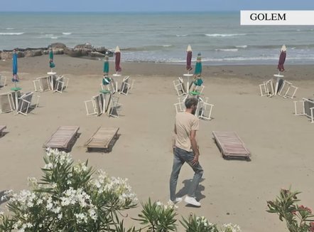  Sekuestrohen 116 çadra dhe 232 shezlongë, policia çliron hapësirat publike në plazhin e Golemit