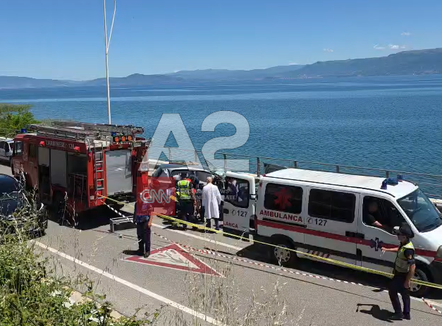 Aksident në aksin Pogradec-Lin, ndërron jetë një grua, dy të plagosur në gjendje të rëndë 