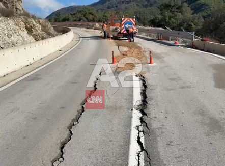Çarje e re në rrugën që lidh Lumin e Vlorës me Himarën