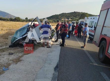 Aksident i rëndë në aksin Vlorë-Llogara, humb jetën drejtuesi i mjetit, 4 të plagosur