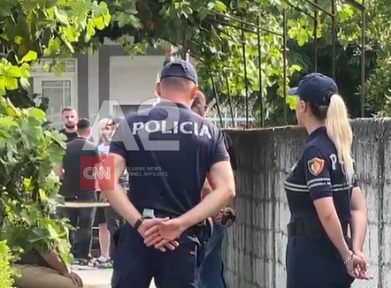 Vrau ish-vjehrrin, plagosi ish-vjehrrën dhe mori peng ish-bashkëshorten, detaje nga ngjarja tronditëse në Fier