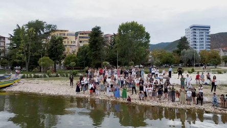 Tregu vuan nga informaliteti i lartë, vetëm 1 në 4 turistë që hyri në Shqipëri vjet u akomodua