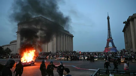416 të arrestuar në Francë pas festimeve të 