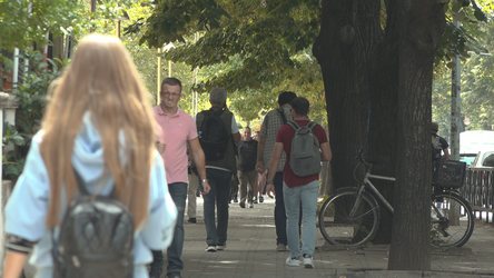 Më të rrezikuarit, beqarët. Më shumë se gjysma familjeve s’përballojnë dot një shpenzim të papritur