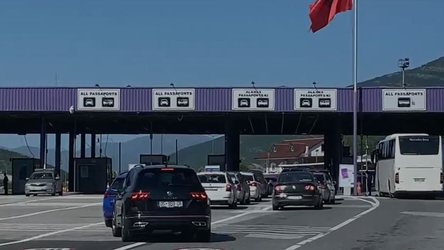 Kosova në zgjedhje, qytetarët zgjedhin bregdetin shqiptar