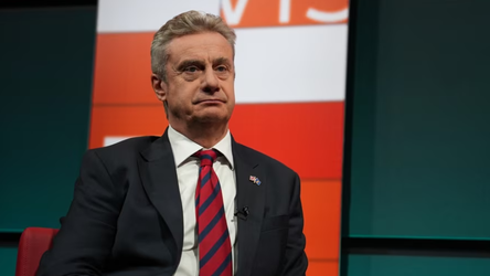 Britania paralajmëron Kosovën: Bllokada rrezikon mbështetjen ndërkombëtare
